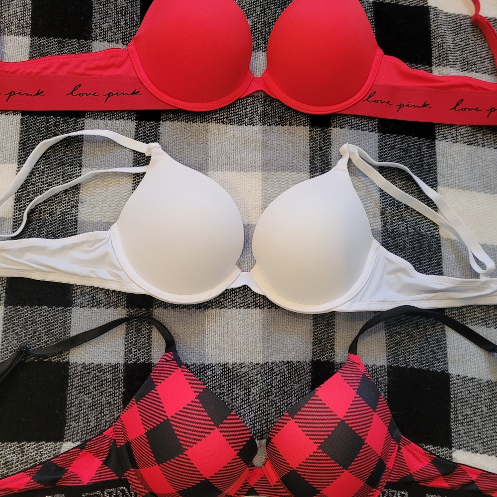 PINK Victoria's secret bra bundle 34A (3)